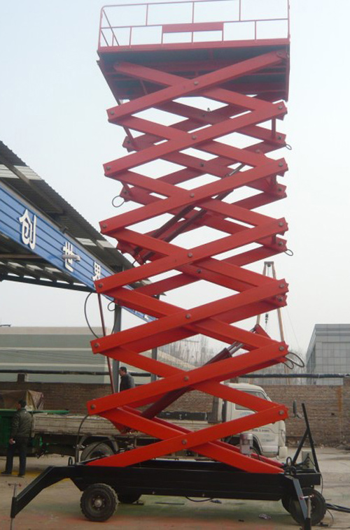 移動式液壓(yā)升降機