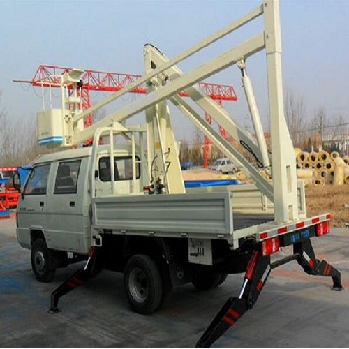 曲臂式(shì)升降機